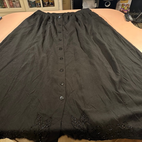 Bundle- Elegant Black Button-Down Skirt with Boho off shoulder top - Picture 1 of 10
